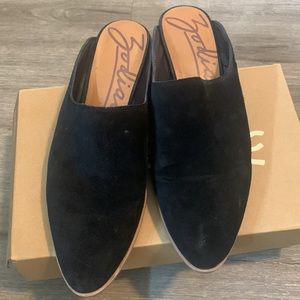 Zodiac Quartz Black suede slip on mule size 8